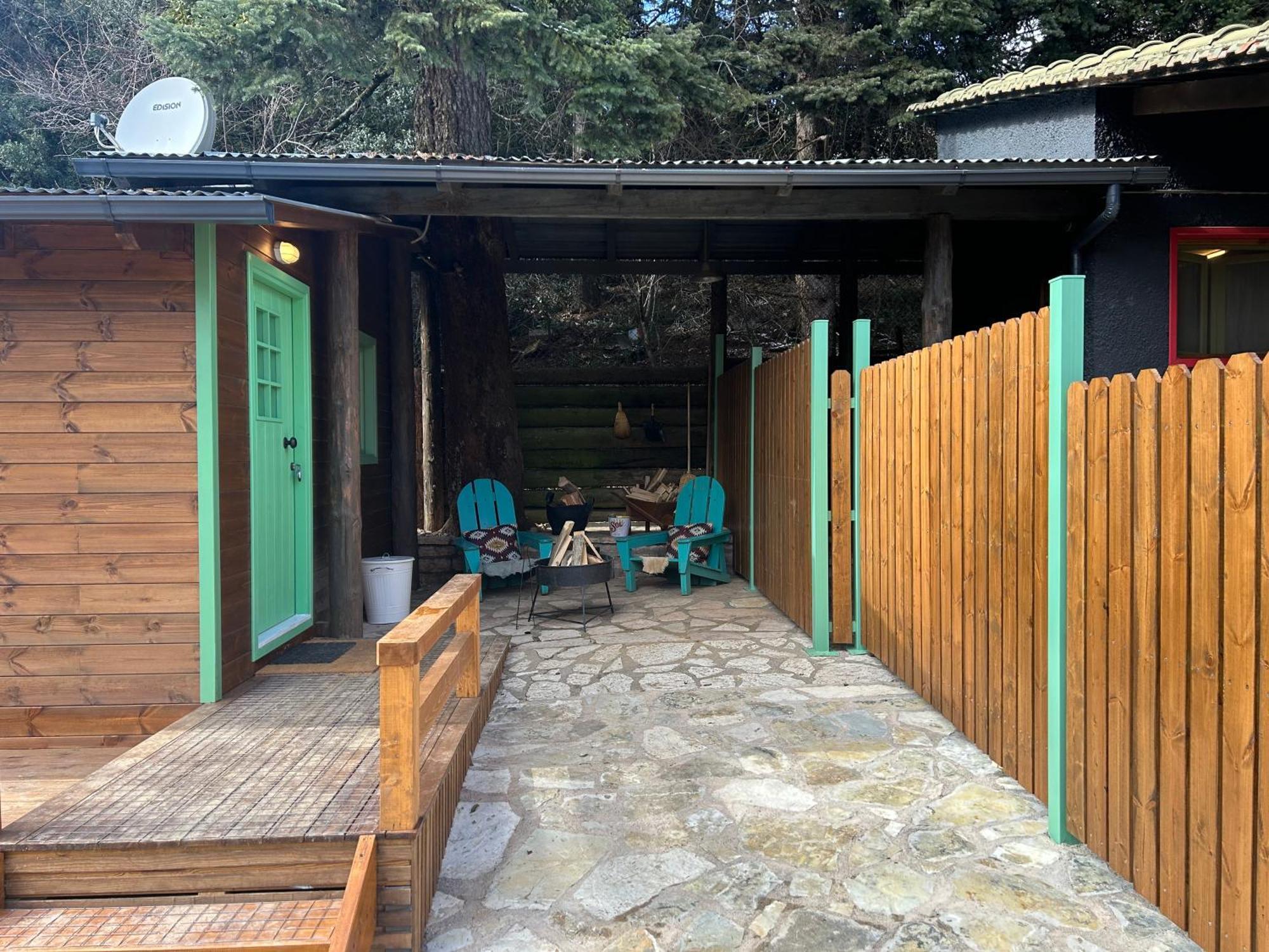 Gasthaus Vasilikia Mountain Farm & Retreat Pavliani Exterior foto